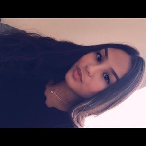 Meet your Posher, Jomelle